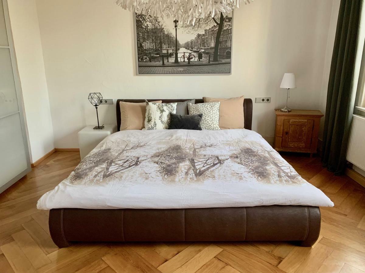 Deluxe Business City Apartments Metzingen Villa Landenberger 외부 사진