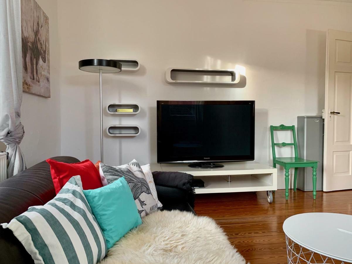 Deluxe Business City Apartments Metzingen Villa Landenberger 외부 사진